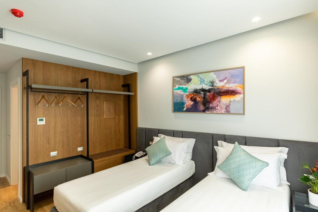 Ames Hotel & Spa Vlorë Екстериор снимка