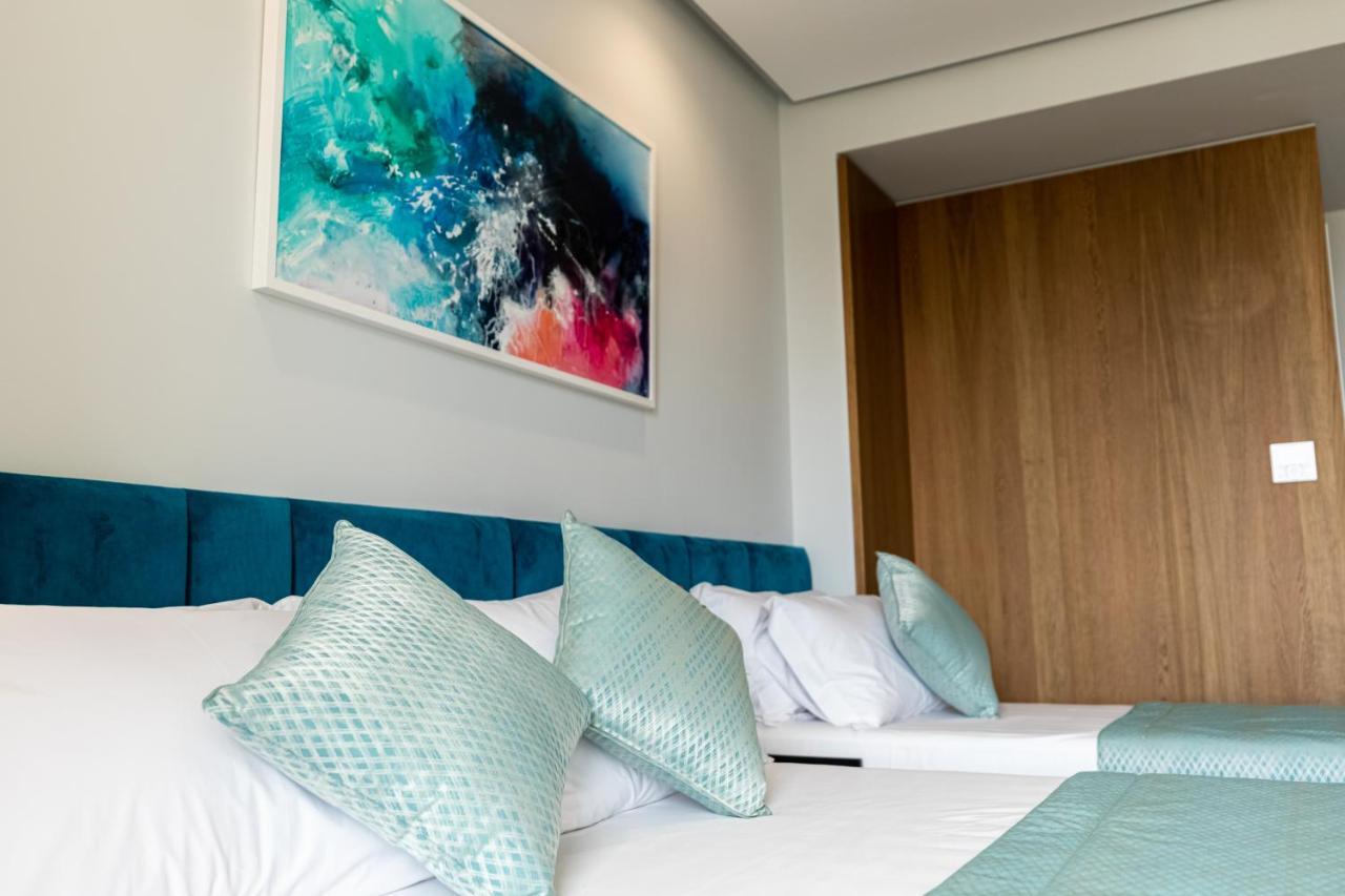 Ames Hotel & Spa Vlorë Екстериор снимка