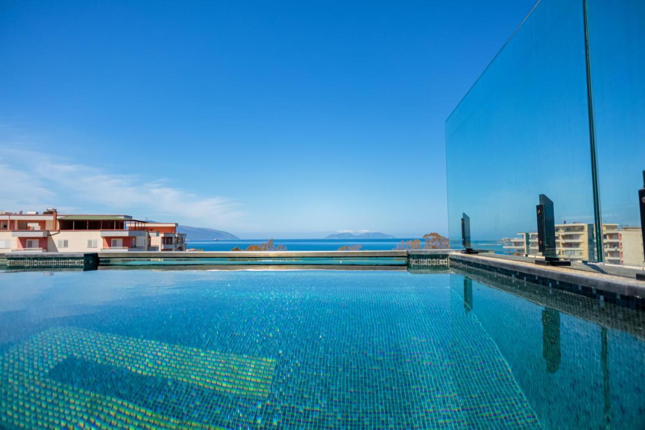 Ames Hotel & Spa Vlorë Екстериор снимка
